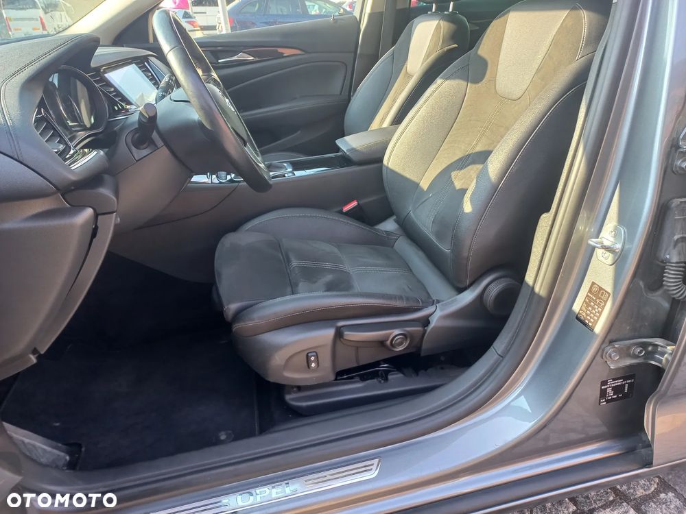 Opel Insignia 2.0 CDTI 4x4 Exclusive S&S - 8