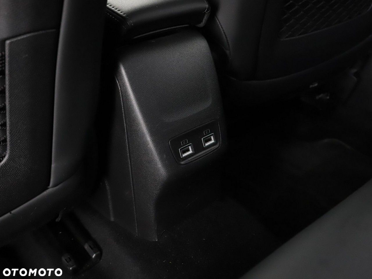 Peugeot 208 PureTech 100 GT Pack - 37