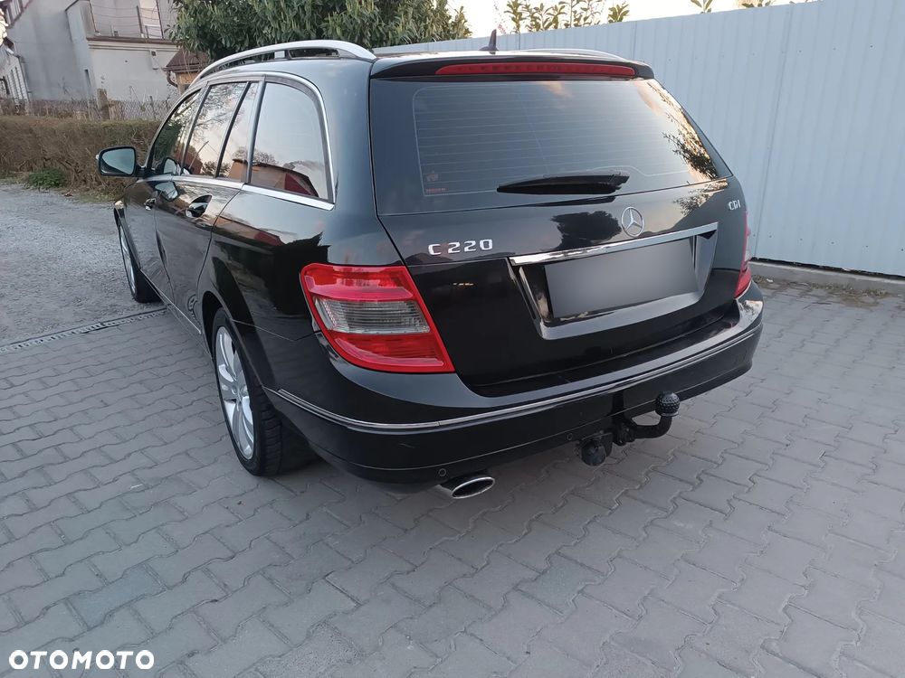 Mercedes-Benz Klasa C 220 CDI DPF Automatik Avantgarde - 19