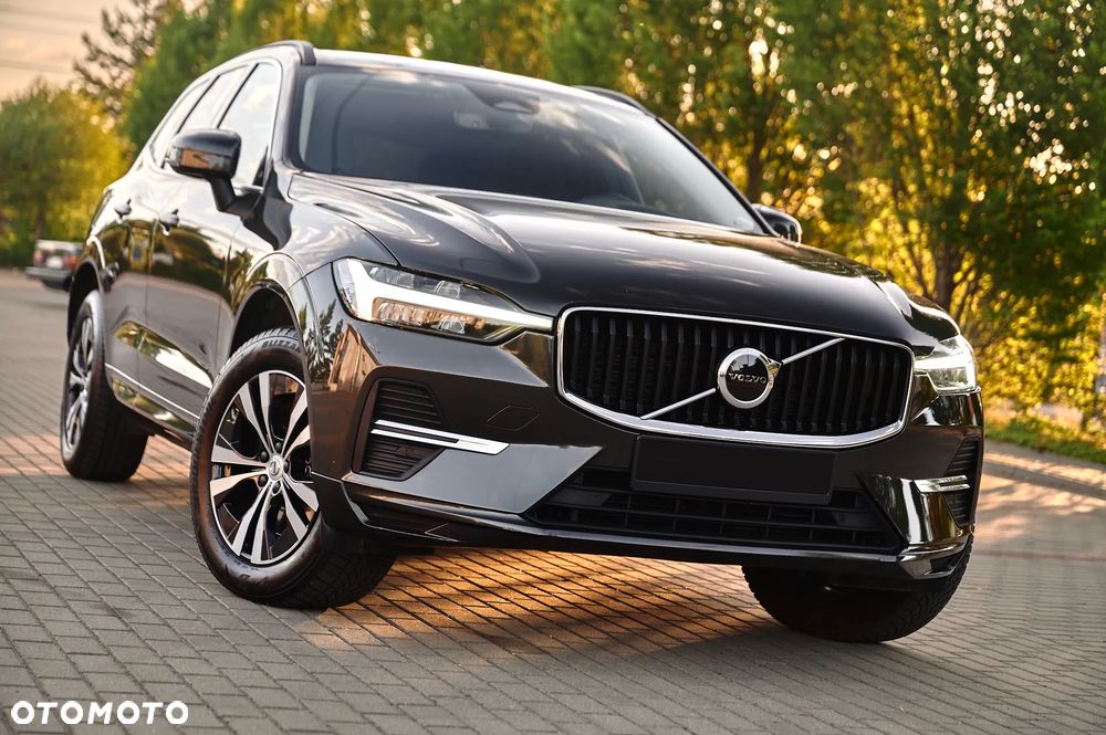 Volvo XC 60 B4 D AWD Momentum Pro - 1