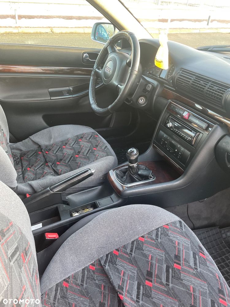 Audi A4 Avant 1.9 TDI - 8