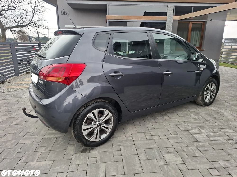 Kia Venga 1.4 CVVT UEFA EURO 2016 - 7