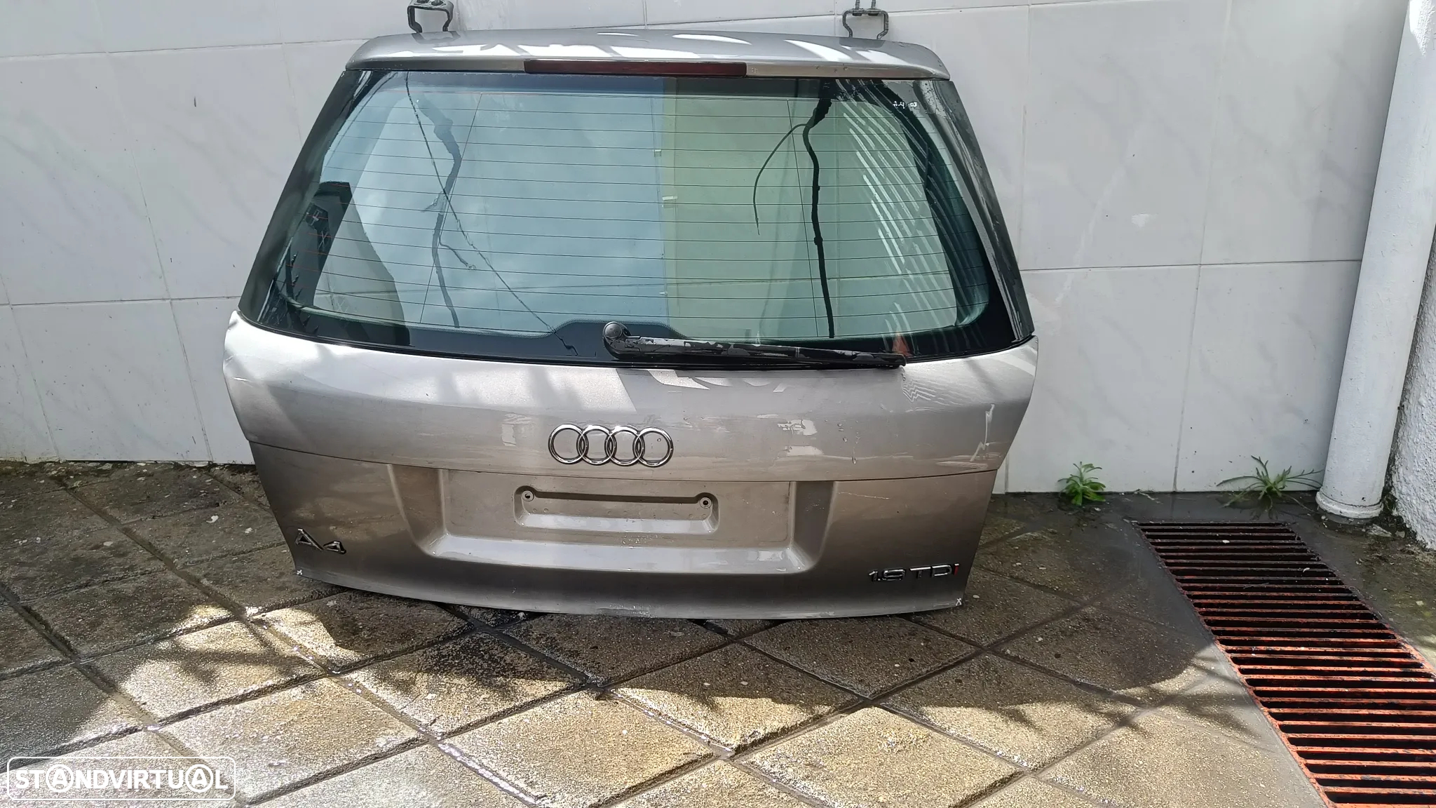 Tampa mala Audi A4 B6 sw carrinha 2003 - 2
