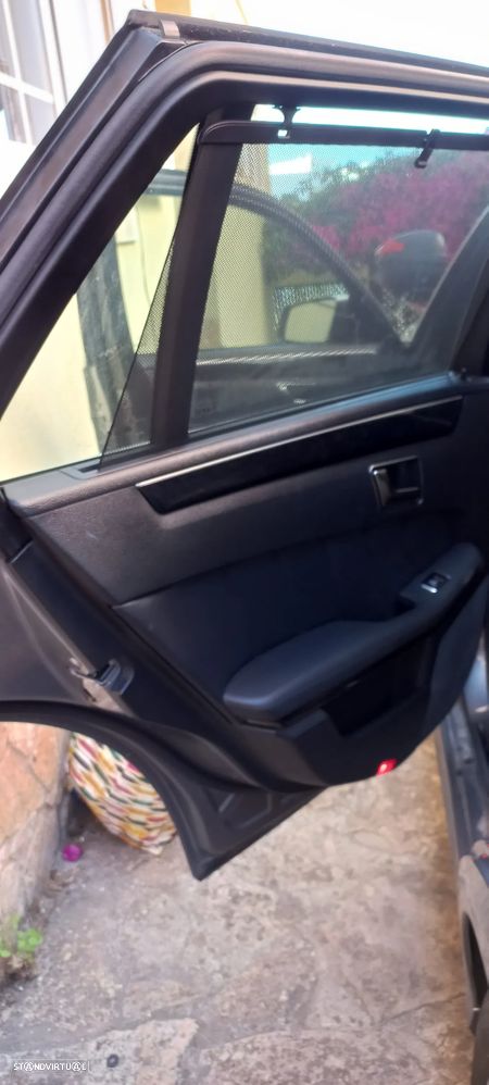 Mercedes-Benz E 300 Bluetec Hybrid Avantgarde - 17
