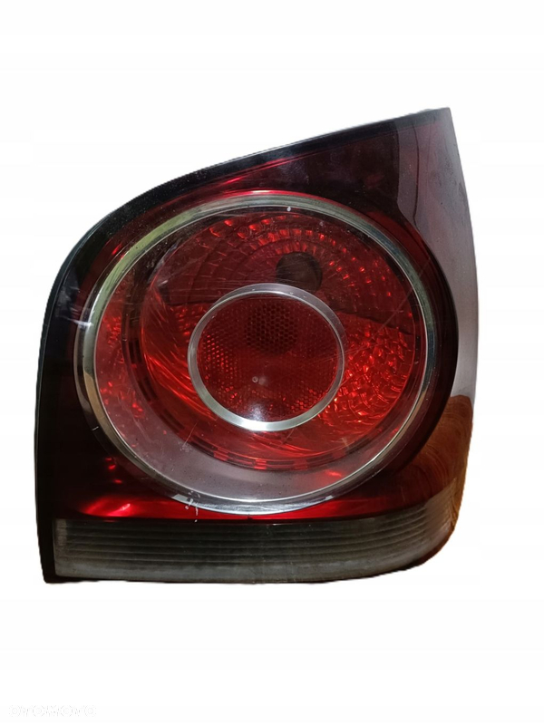 VOLKSWAGEN POLO IV 9N LIFT 05-09 r. LAMPA PRAWY TYŁ 6Q6945258F / 965348 PRAWA TYLNA +