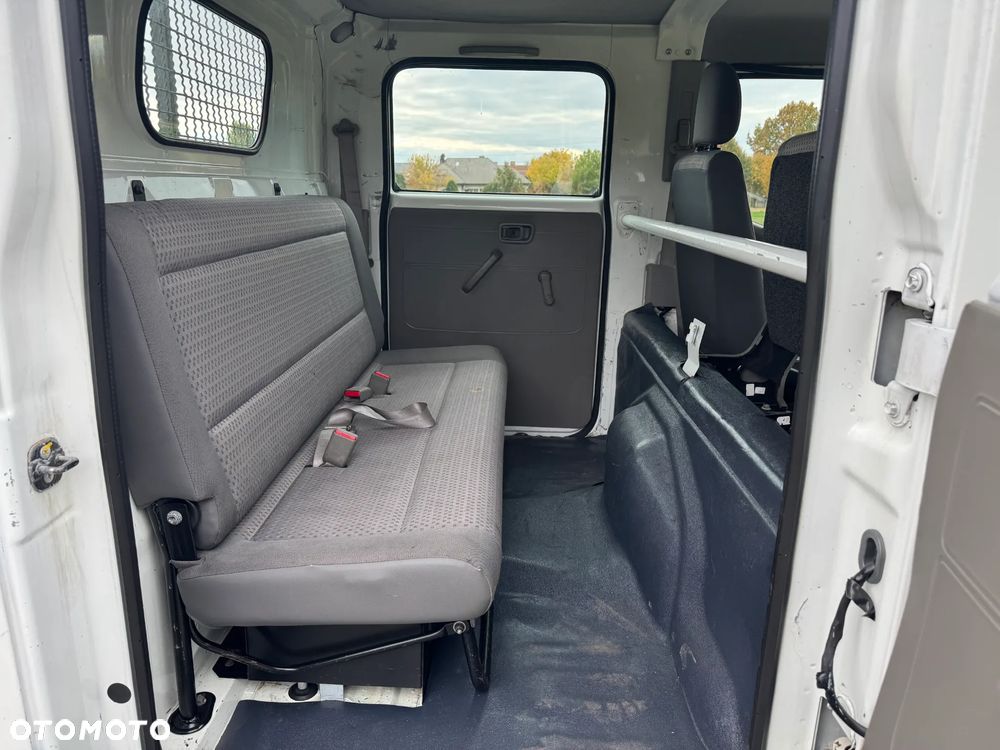 Nissan Cabstar 35.13 * 2.5 / 130KM * Wywrotka * DOKA * 6 Osób * - 39