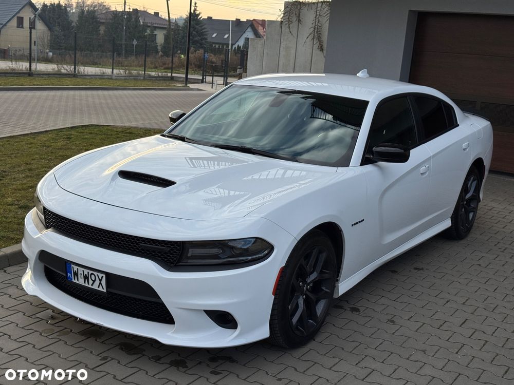 Dodge Charger 5.7 R/T - 12