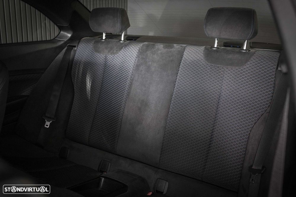 BMW 218 i Coupe Pack M - 28