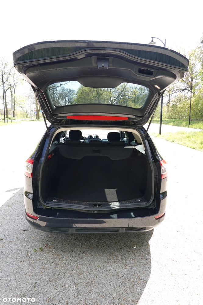 Ford Mondeo 2.0 TDCi ECOnetic Trend - 9