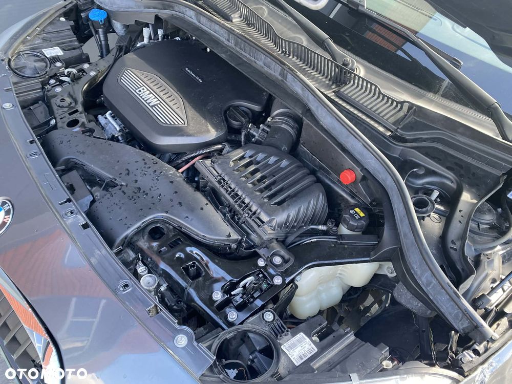BMW Seria 2 216d - 29
