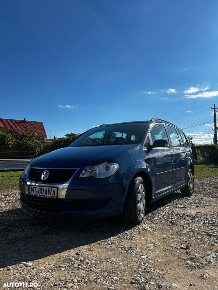 Volkswagen Touran ver-2-0-tdi-trendline - 14