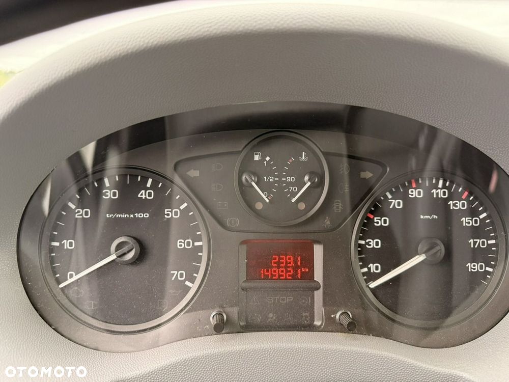 Peugeot Expert - 11