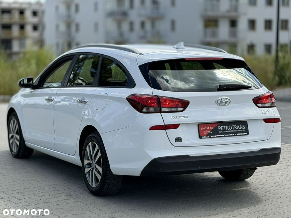 Hyundai i30 - 11