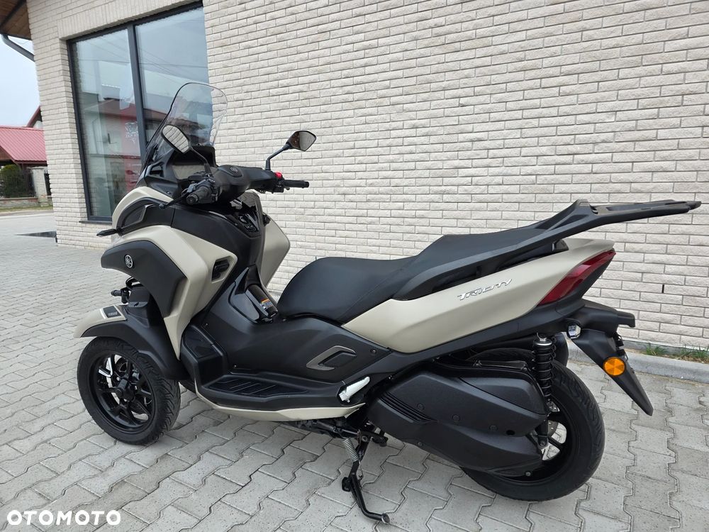 Yamaha Tricity - 4