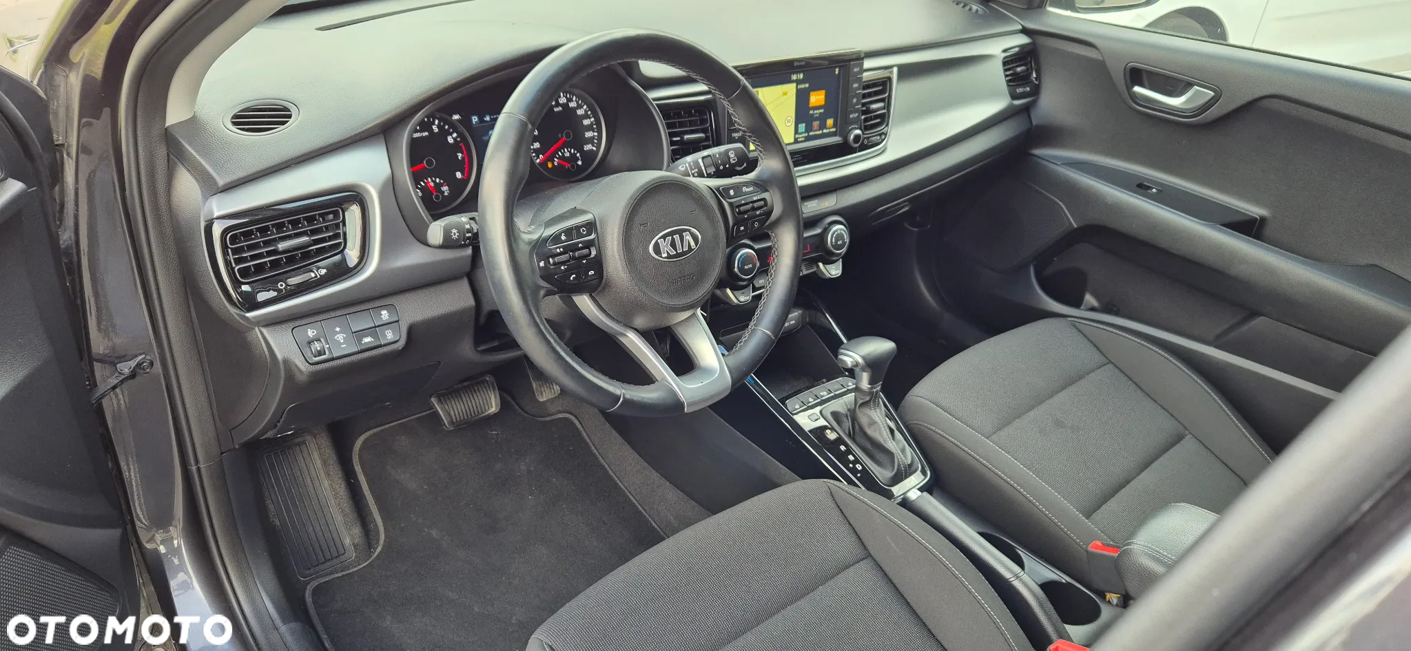 Kia Rio 1.4 L - 16
