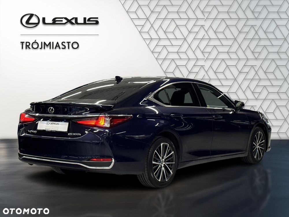 Lexus ES 300h Business Edition - 5