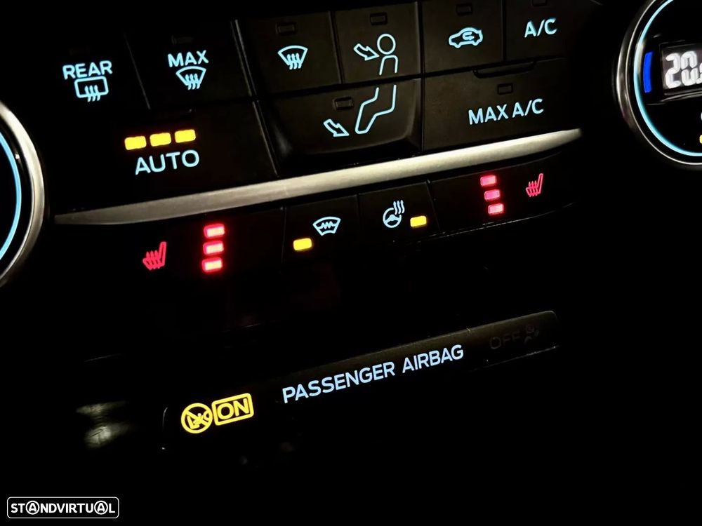 Ford Puma 1.5 EcoBlue ST-LINE X DESIGN - 42