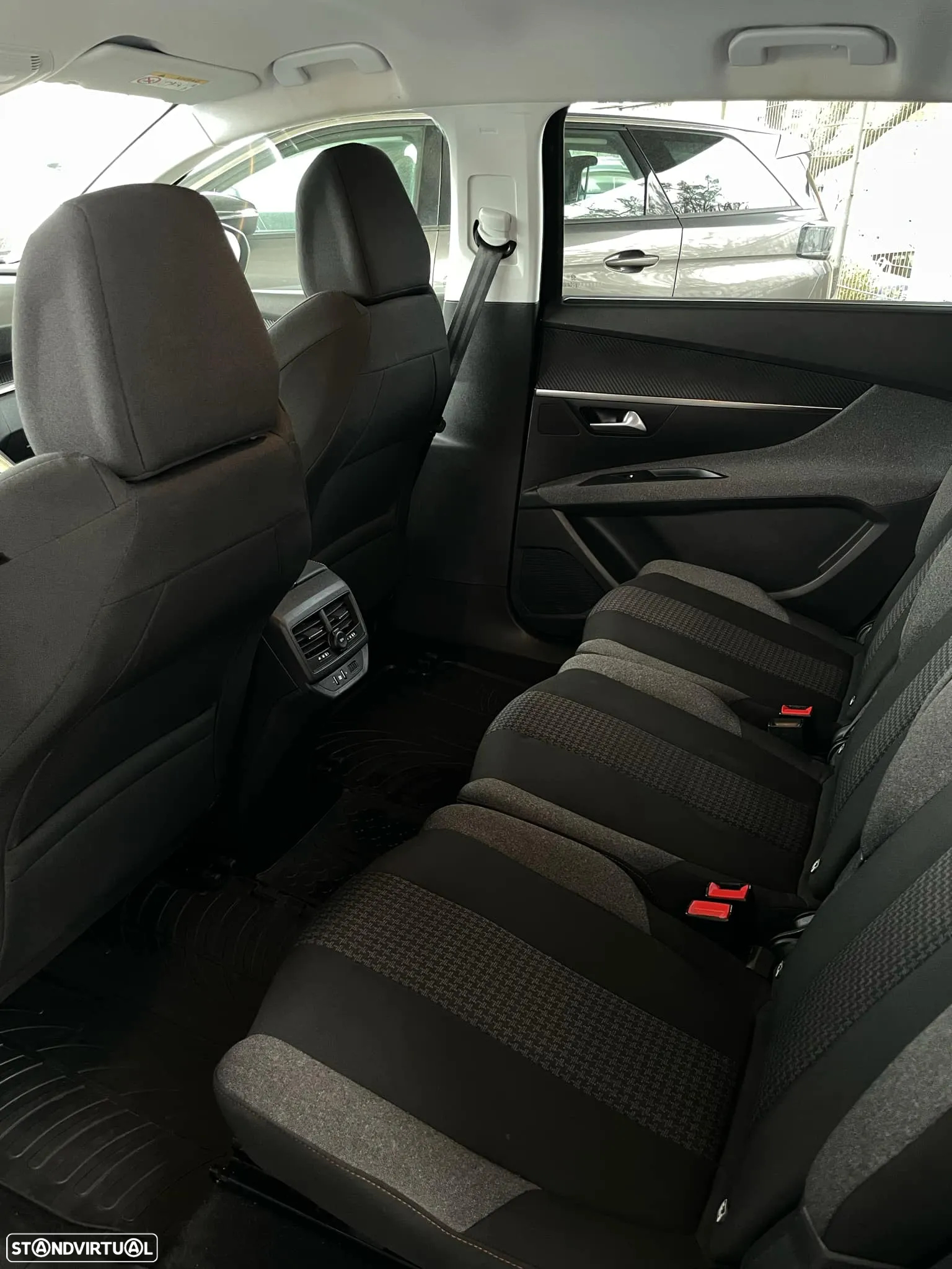 Peugeot 5008 BlueHDI 130 EAT8 Active Pack - 7