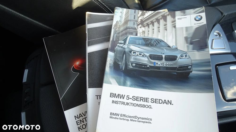 BMW Seria 5 520d Sport - 27