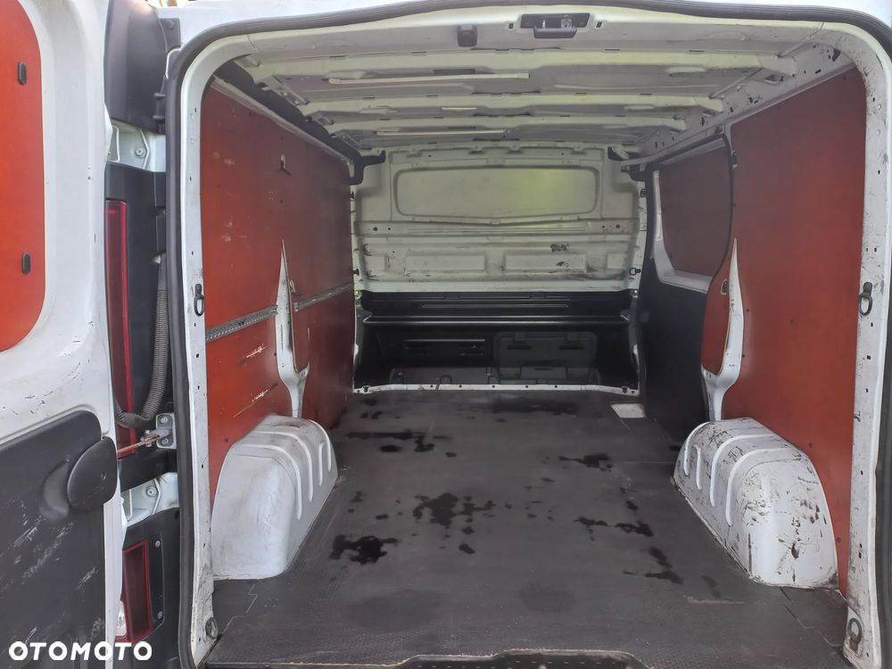 Renault Trafic - 14