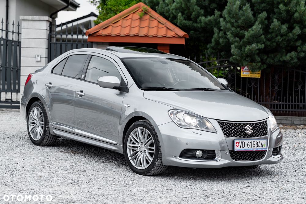 Suzuki Kizashi 2.4 4x4 CVT Sport - 2