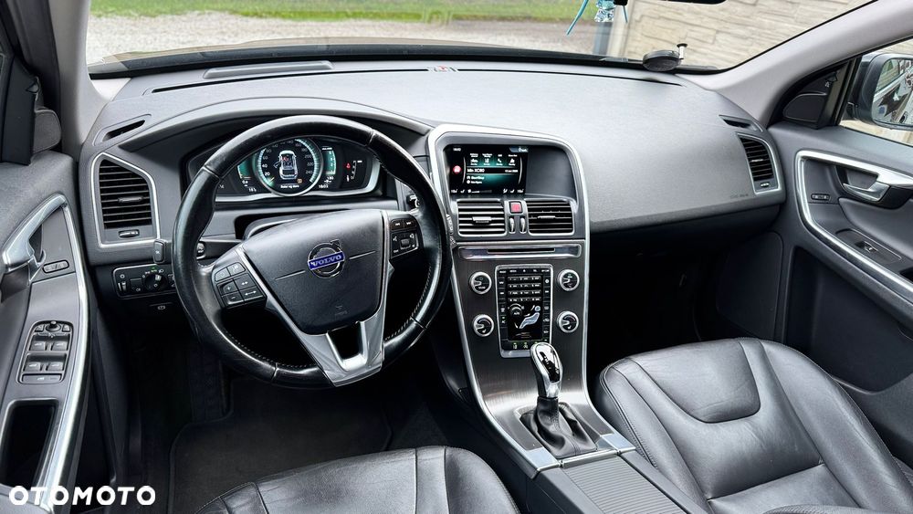 Volvo XC 60 - 24