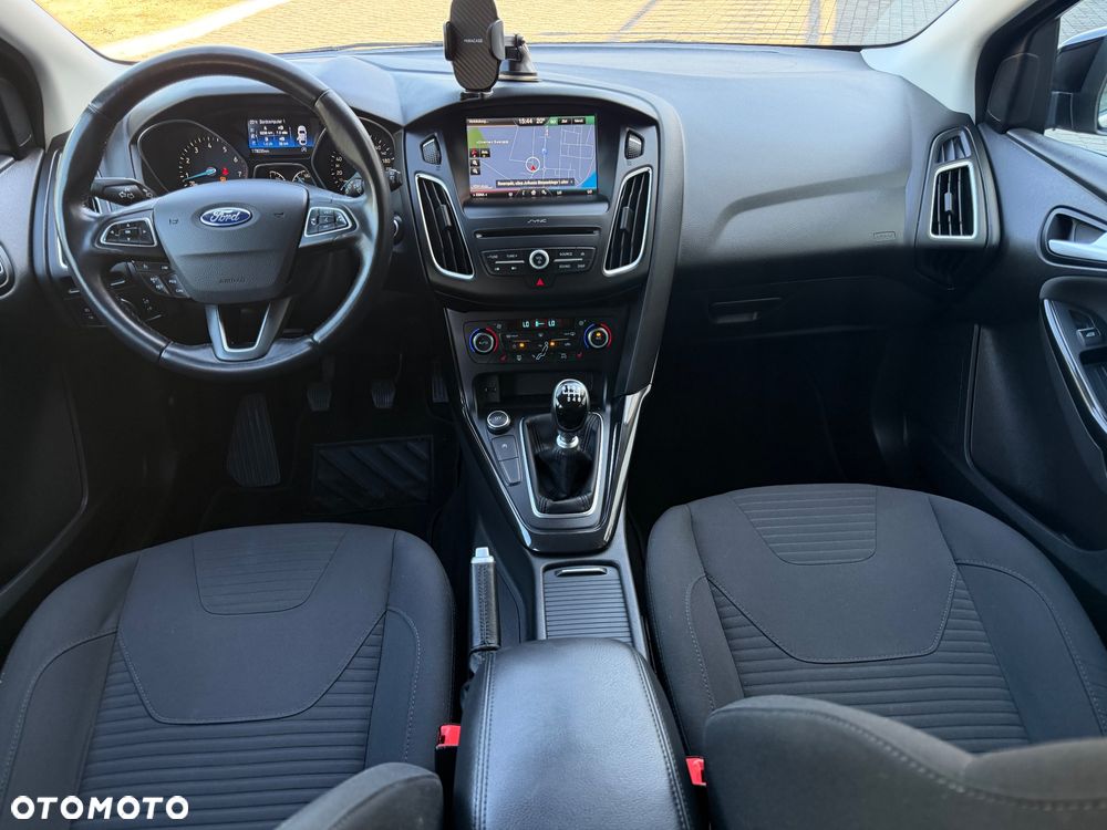 Ford Focus 1.5 EcoBoost Start-Stopp-System Business Edition - 28