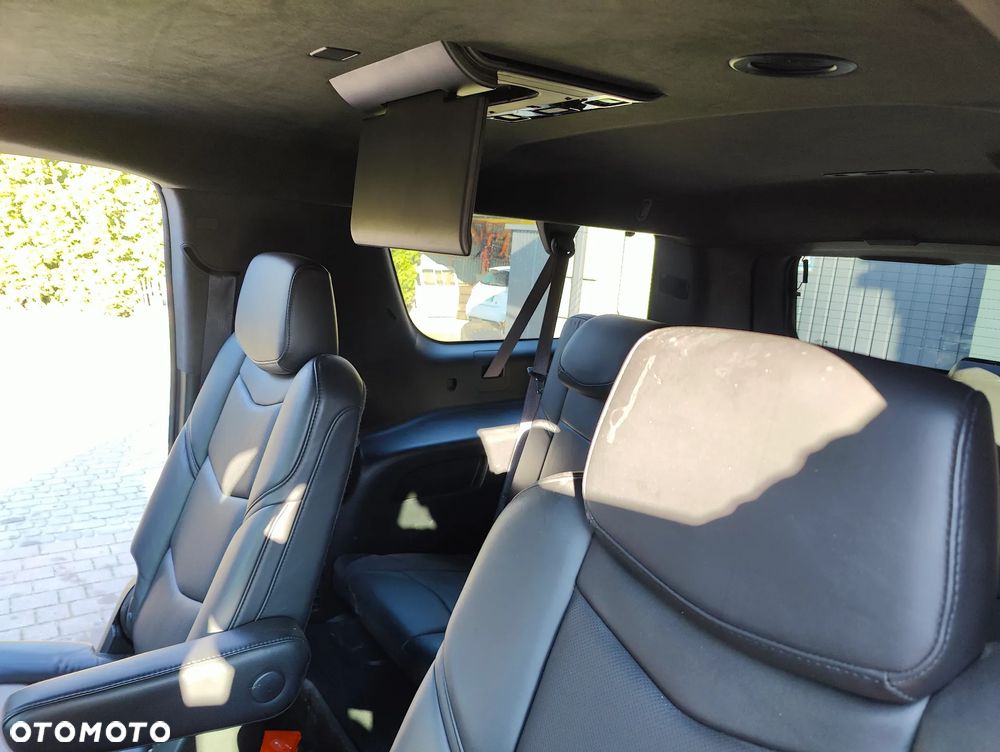 Cadillac Escalade - 26
