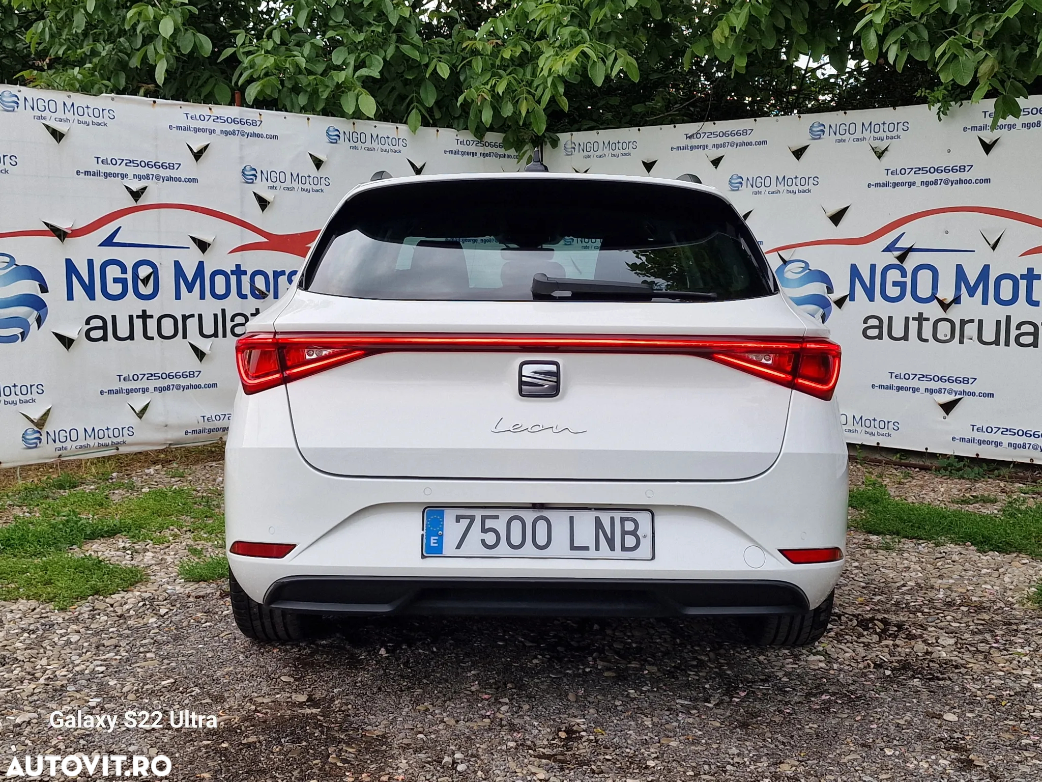 Seat Leon Sportstourer 2.0 TDI DSG Style Edition - 12