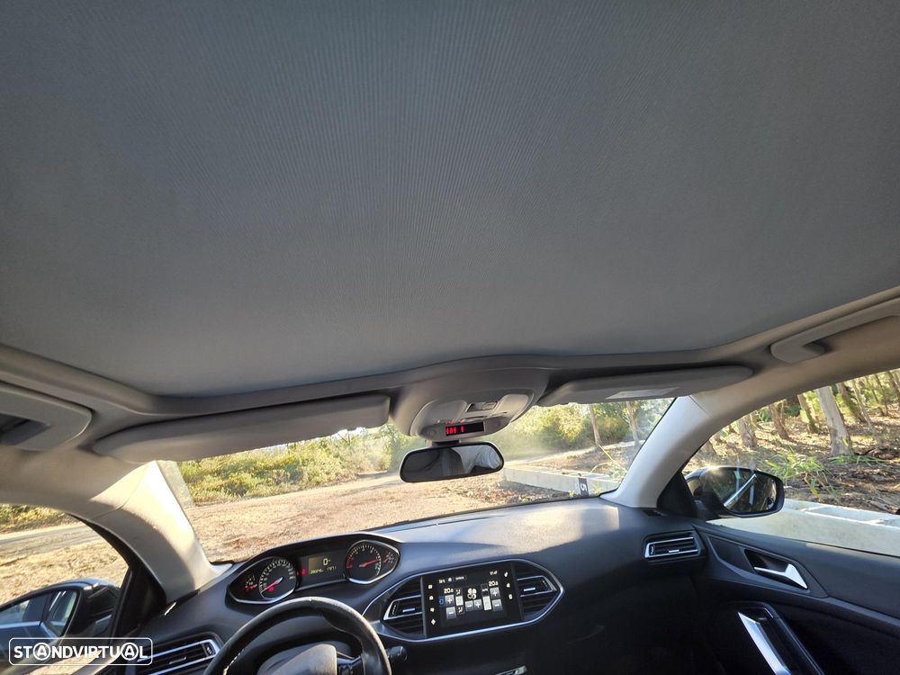 Peugeot 308 SW 1.6 BlueHDi Allure J17 - 22