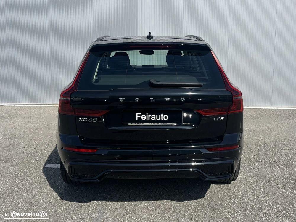 Volvo XC 60 2.0 T6 PHEV Plus Dark - 13