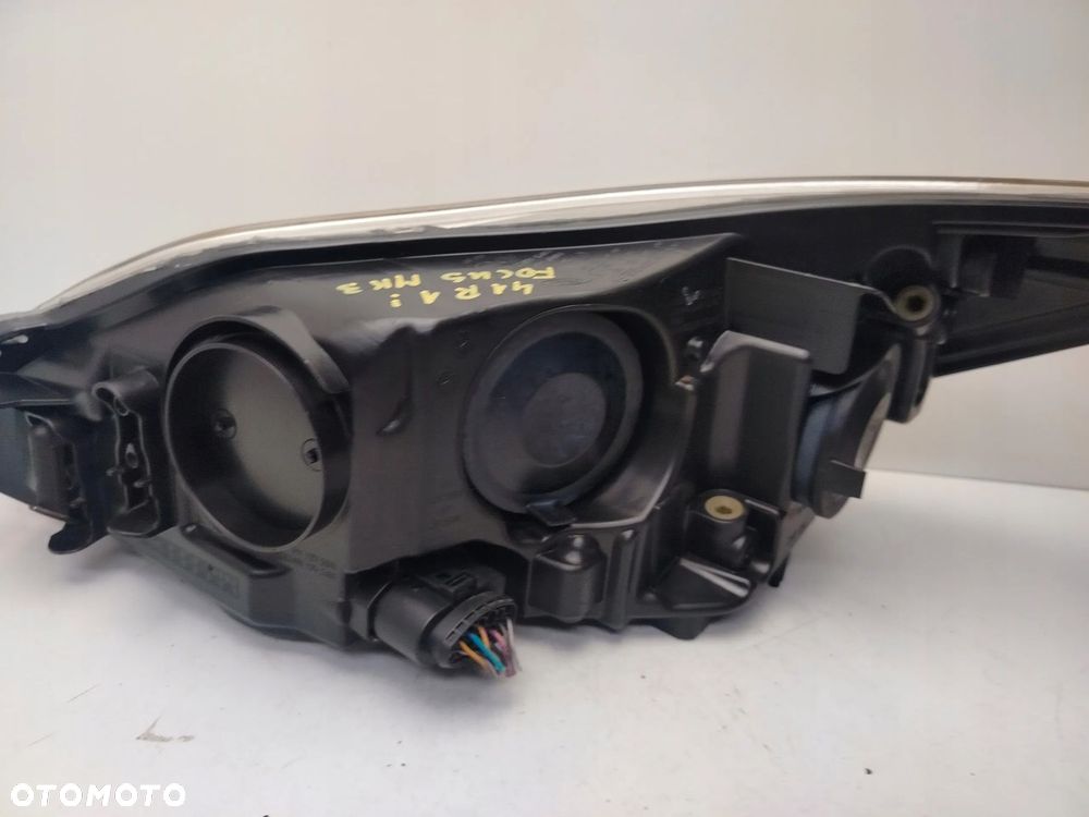 FORD FOCUS MK3 10R- REFLEKTOR LAMPA PRAWY PRZÓD PRAWA PRZEDNIA - 11