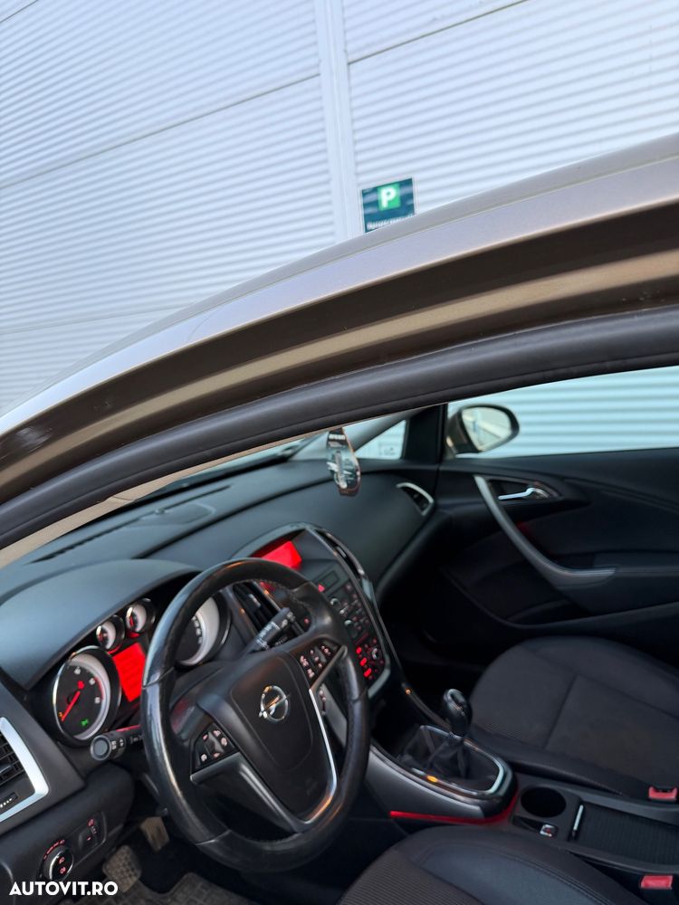 Opel Astra 1.7 CDTI ECOTEC Cosmo - 7