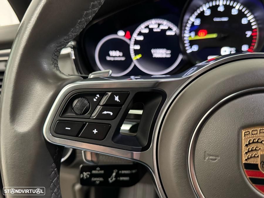 Porsche Panamera 4 E-Hybrid - 20
