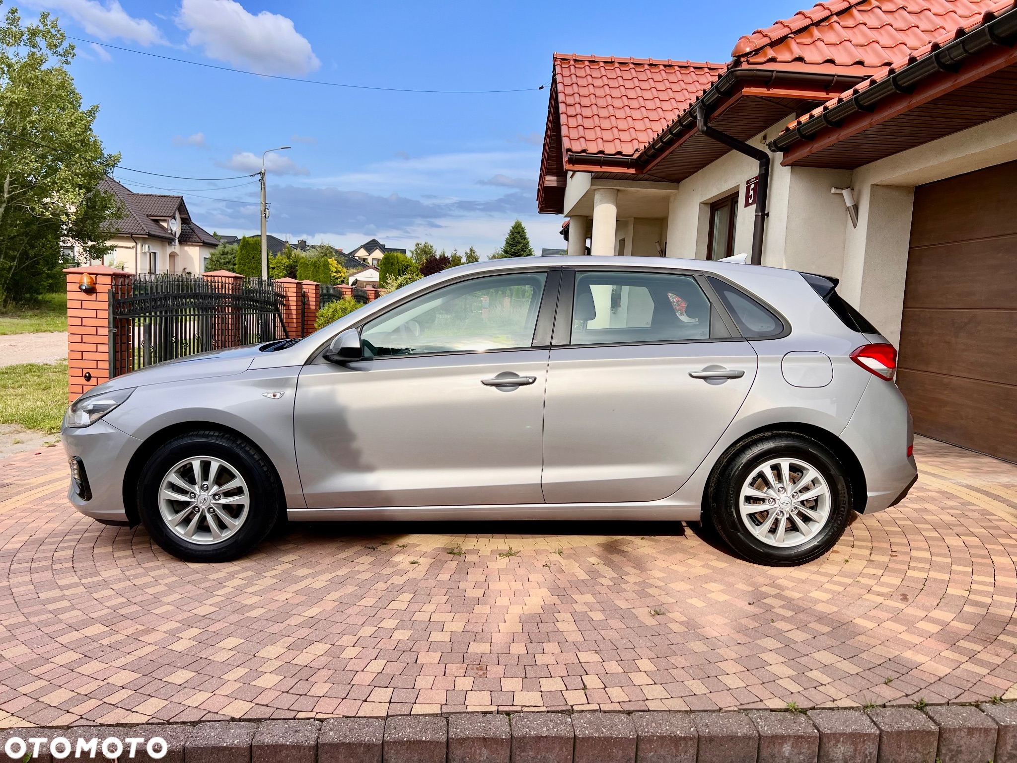 Hyundai i30 1.5 DPI Classic + - 27