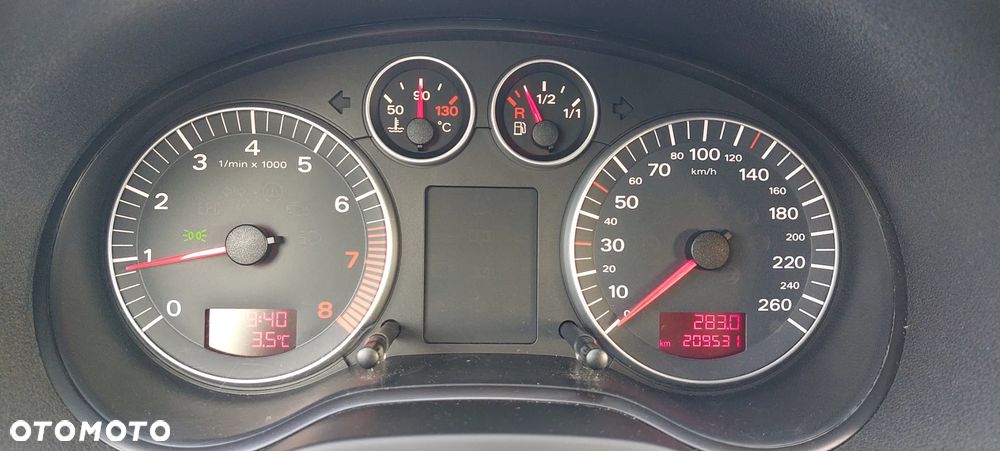 Audi A3 3-drzwiowe 1.6 Ambiente - 36