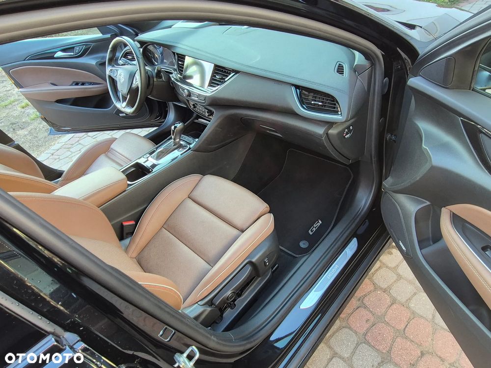 Opel Insignia - 29