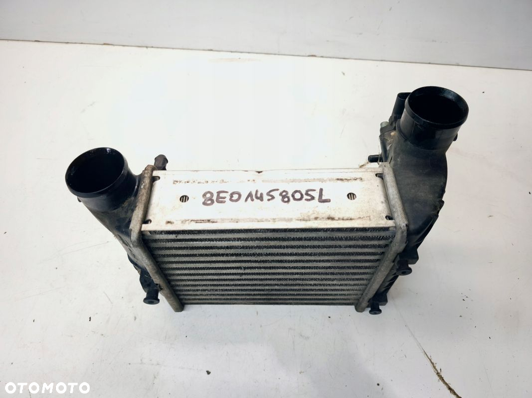 CHŁODNICA POWIETRZA INTERCOOLER LEWY AUDI A4 B6 1.8T TURBO 8E0145805L - 2