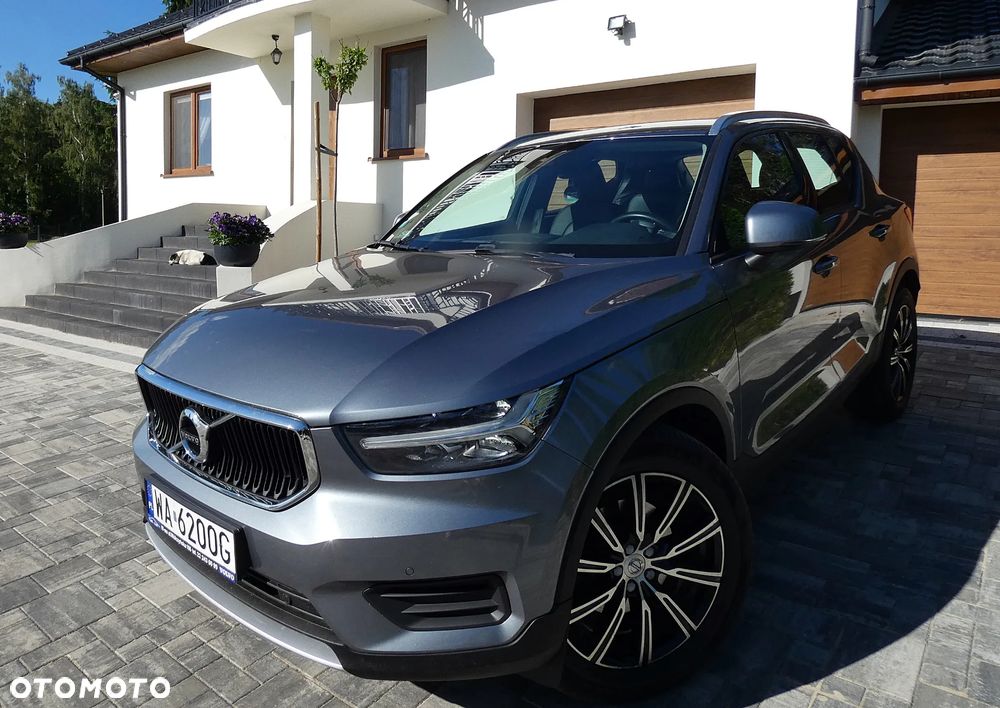 Volvo XC 40 D4 AWD Momentum (Intro Edition) - 35