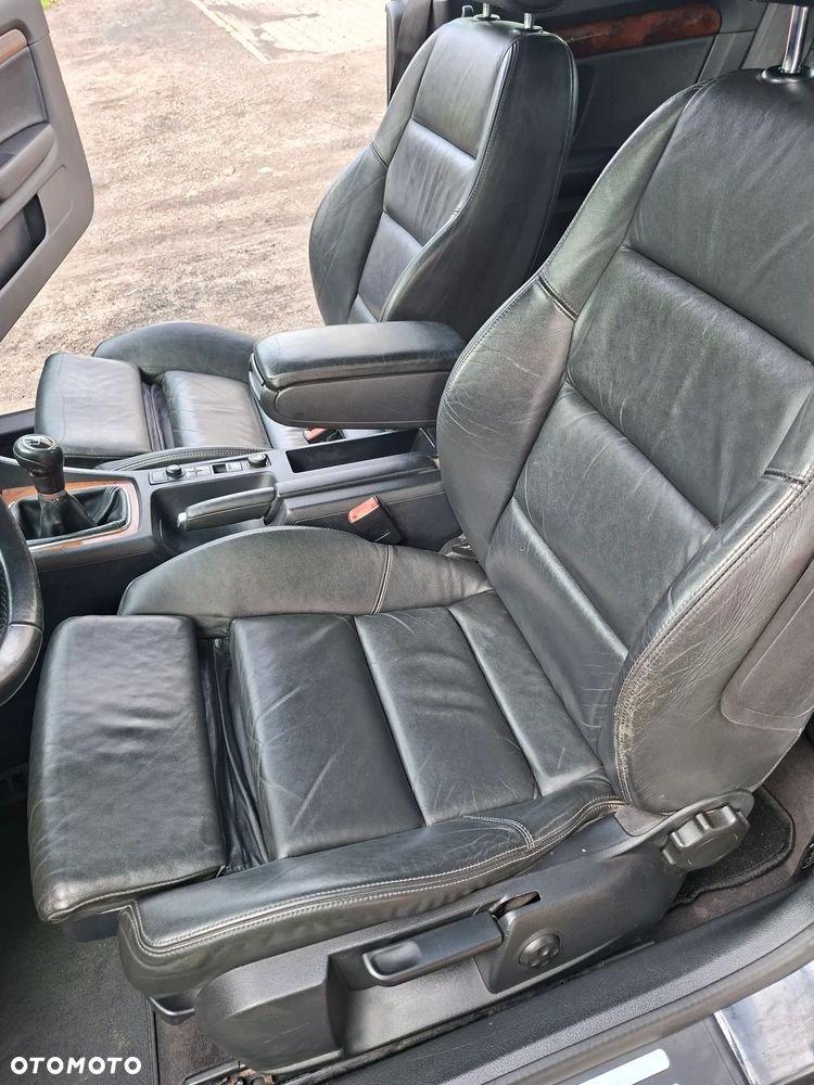 Audi A4 Cabrio 2.5 TDI - 9
