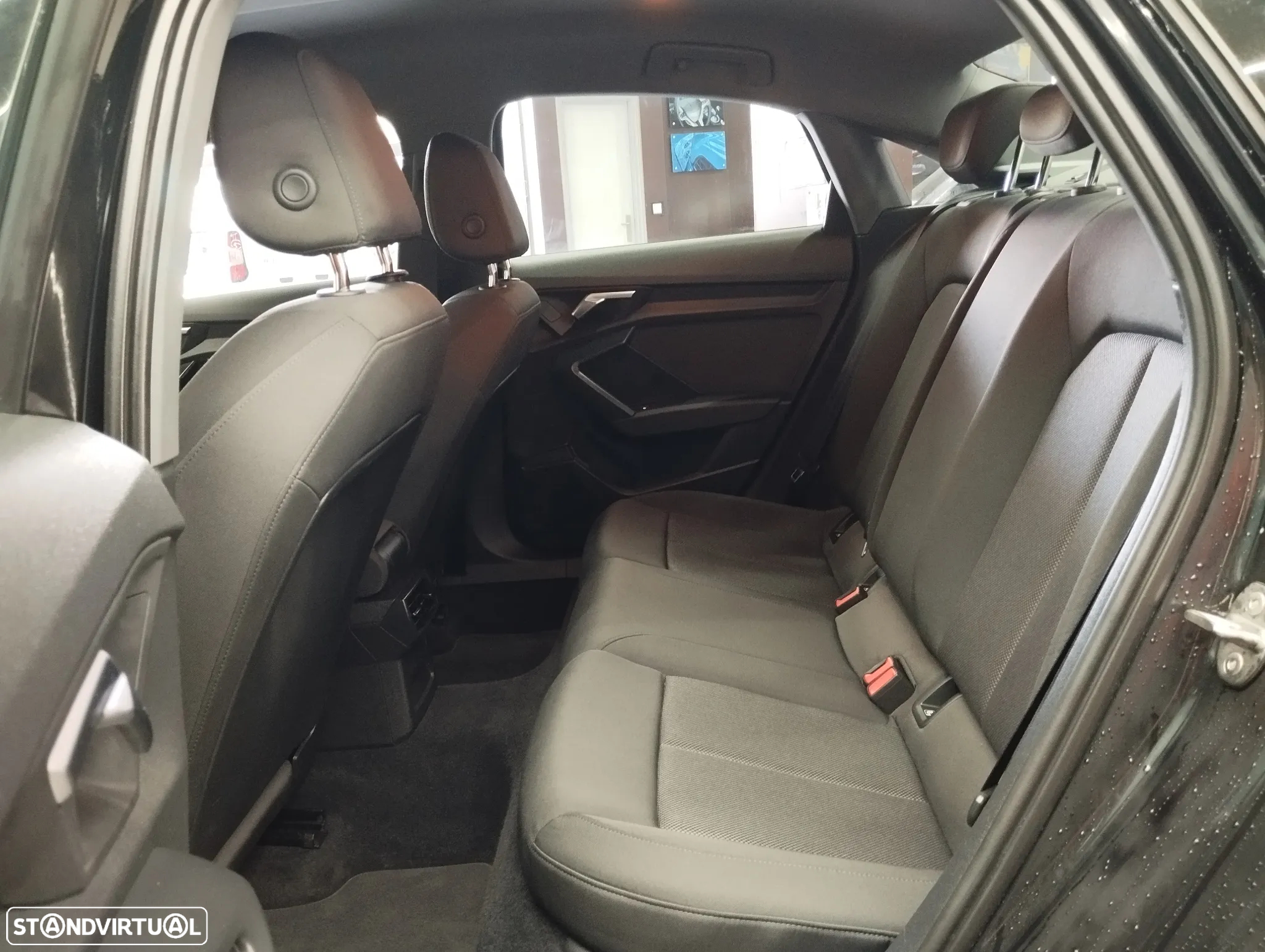 Audi A3 Limousine 30 TDI S tronic - 14