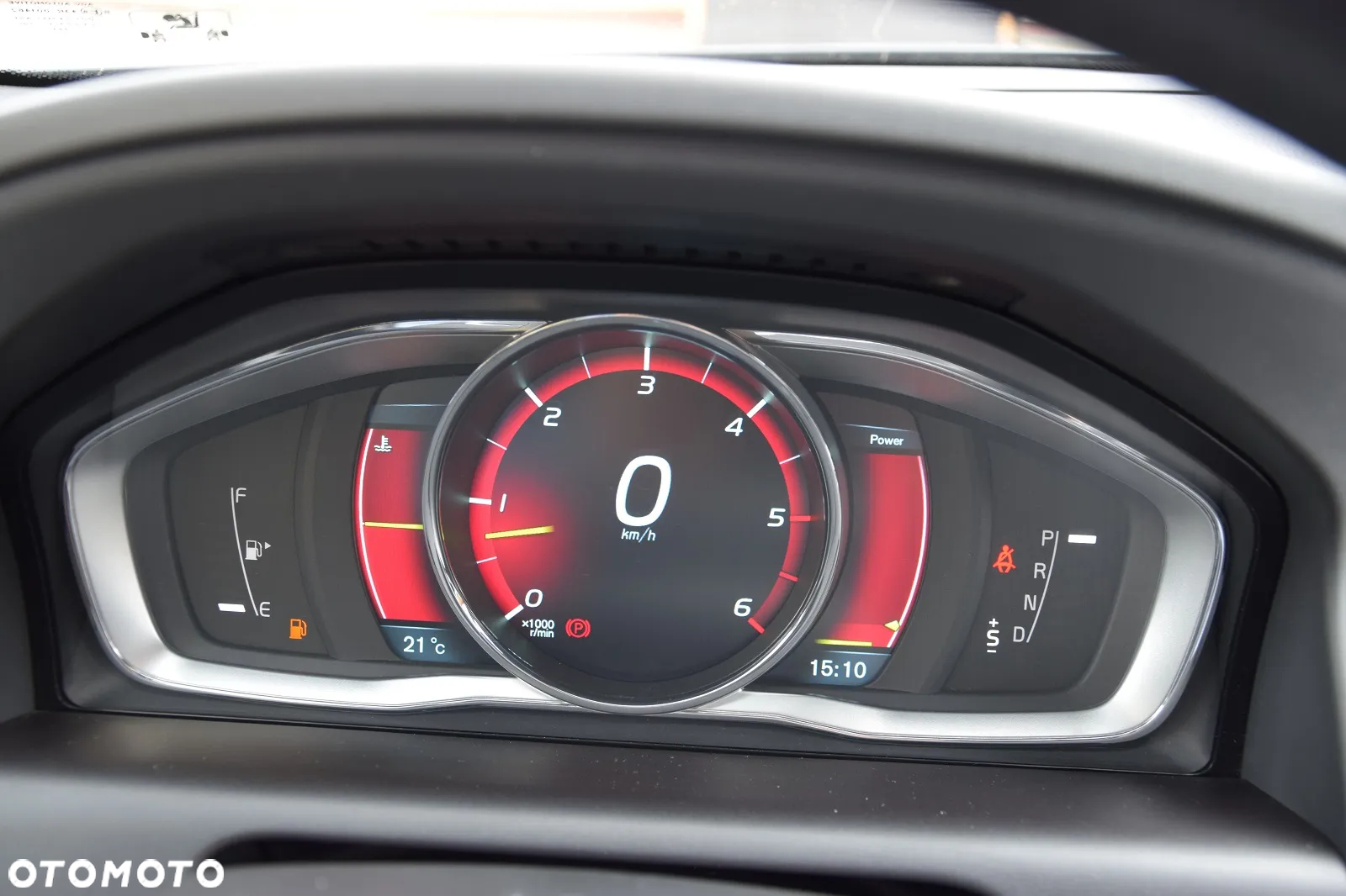 Volvo XC 60 D4 AWD Momentum - 15