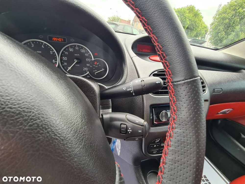 Peugeot 206 CC - 27