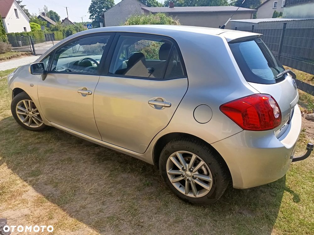 Toyota Auris 1.6 VVT-i Luna - 9