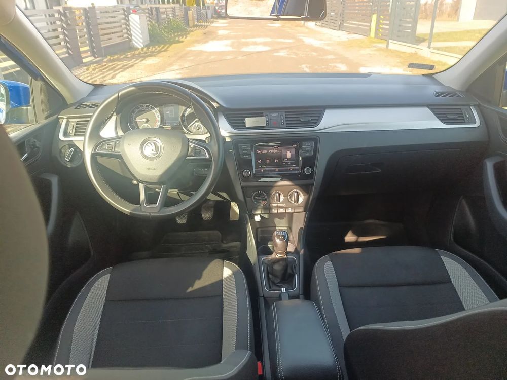 Skoda RAPID 1.6 TDI DPF Ambition - 18