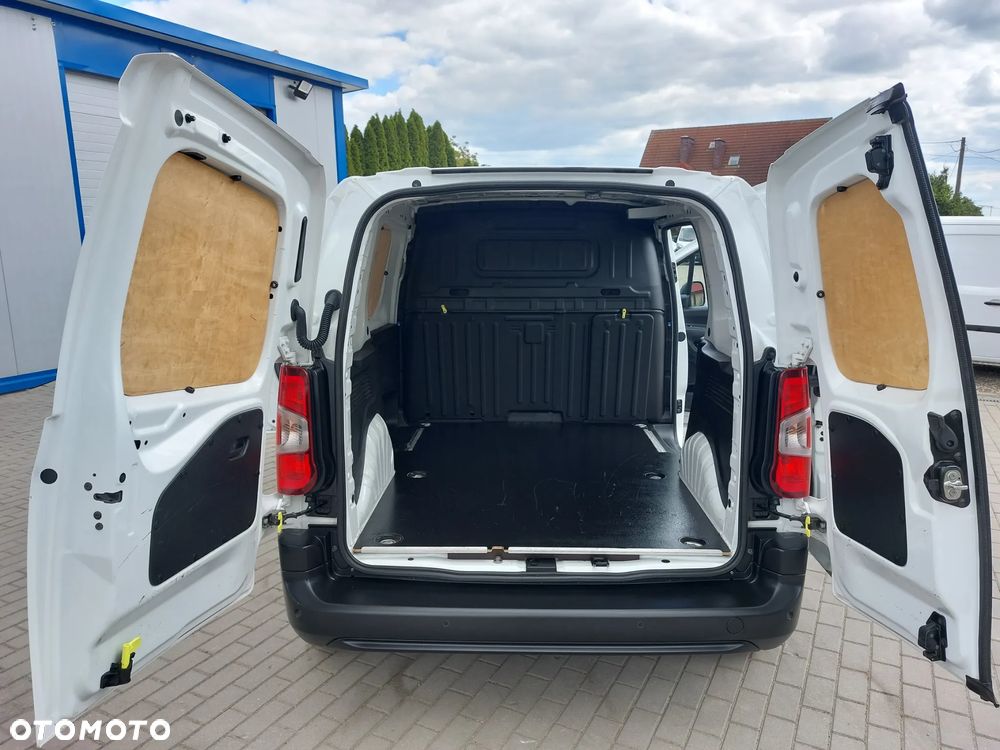 Opel Combo - 17