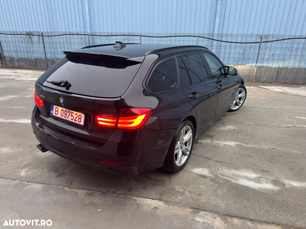 BMW Seria 3 328i Aut. Sport Line - 2