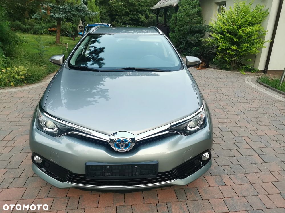 Toyota Auris - 2