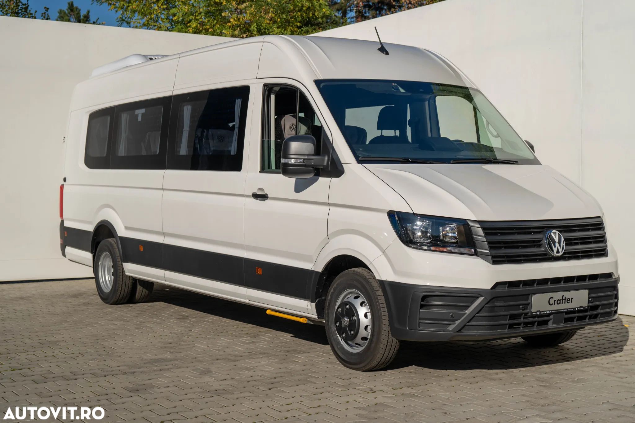 Volkswagen Crafter 5.0 Microbuz L5H3 zRWD 120kW 120KW/163CP - 1