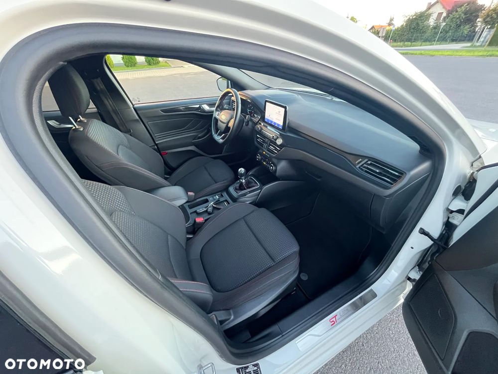Ford Focus 2.0 TDCi ST-Line Black ASS - 17